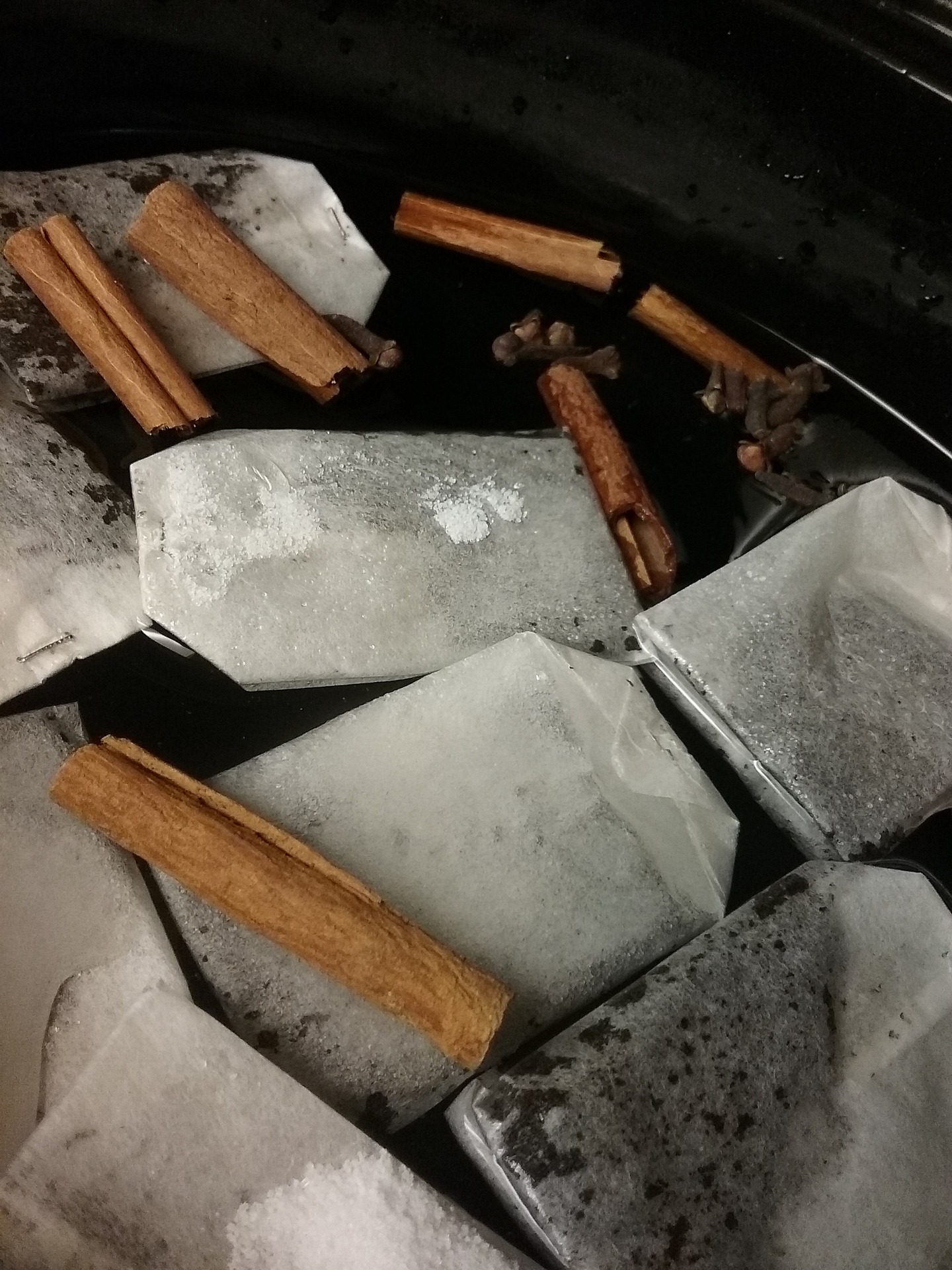 Thé chaud, réconfort en hiver
